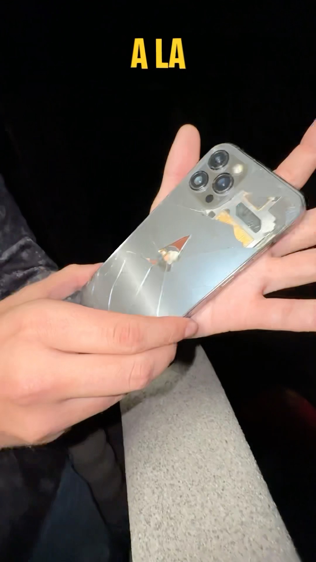 Encontramos un celular en un hotel abandonado????‍?