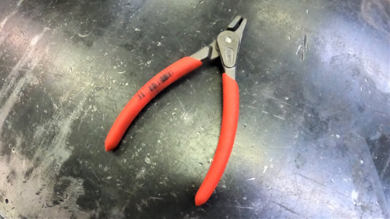 How to Use Snap Ring Pliers - Tutorial 