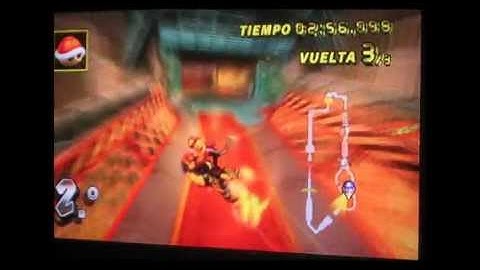 Mario Kart Wii - Carrera con un Cheater (3)