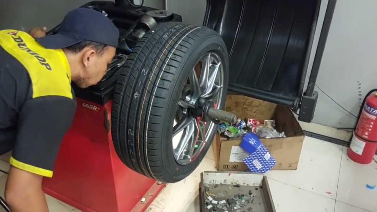 XL7 hybrid, upgrade velg ring 17 enkei draco, pakai dunlop LM705 215/50 R17.