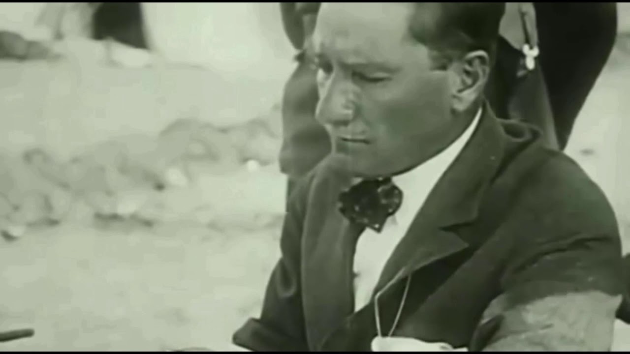 Yaşa Mustafa Kemal Paşa. YouTube