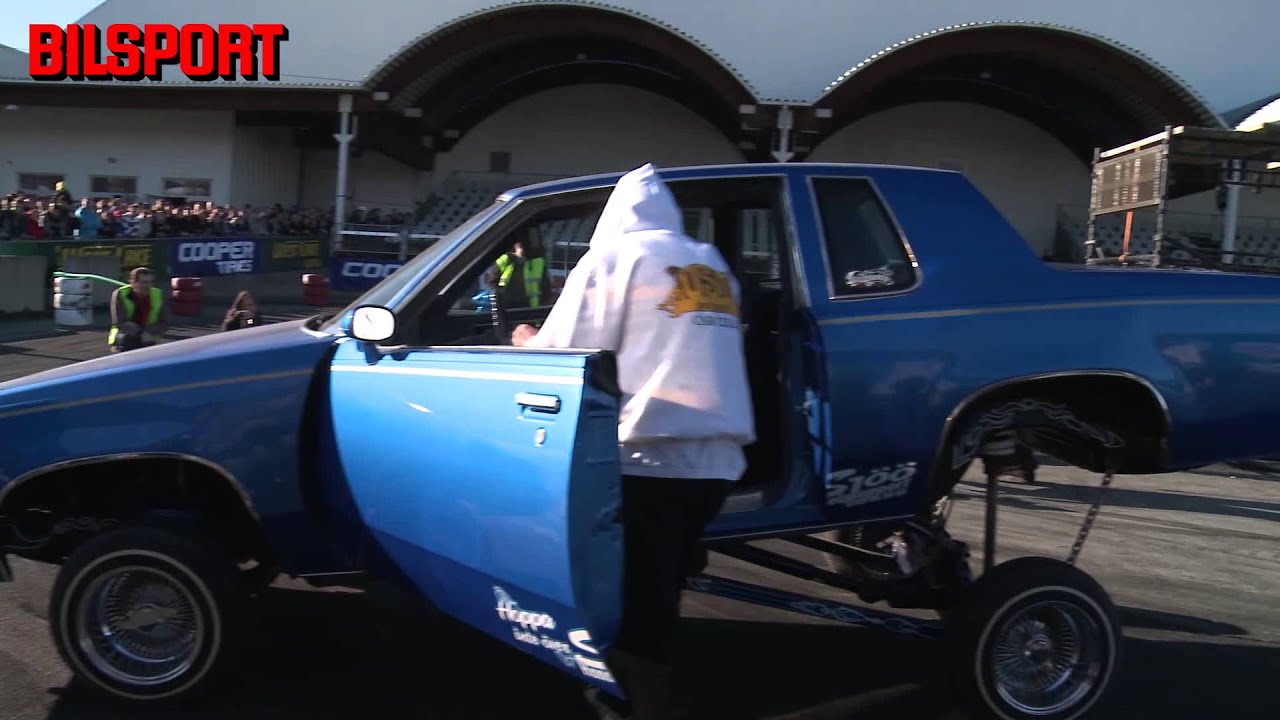 Lowriders jumping (Bilsport Performance & Custom Motor Show) YouTube