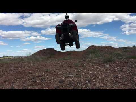 jumping-the-2016-honda-rancher!