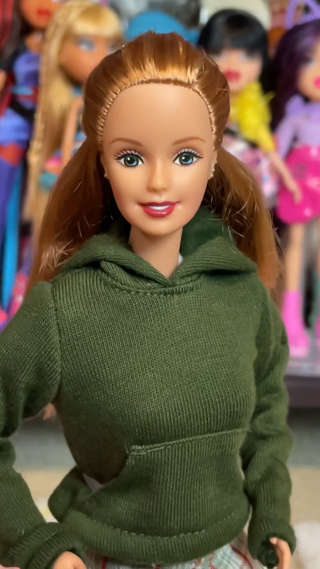A unique Barbie from 1999- UNBOXING AND REVIEW OF XHILARATION