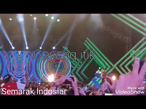 Zaskia Gotik \
