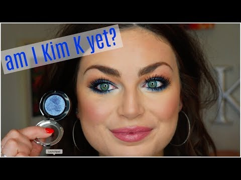 BLUE Makeup Tutorial ???? Simple, Easy & Trendy