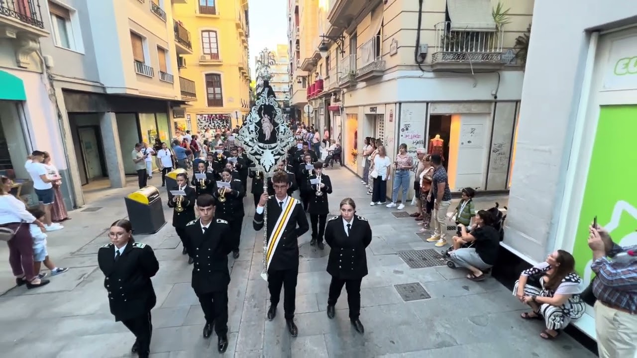 Costalero - Procesión Virgen de las Angustias Granada 2023 - Agrupacion Musical la fe Granada