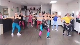 MIX DE ZUMBA CON CHIO la sabrosura - YouTube