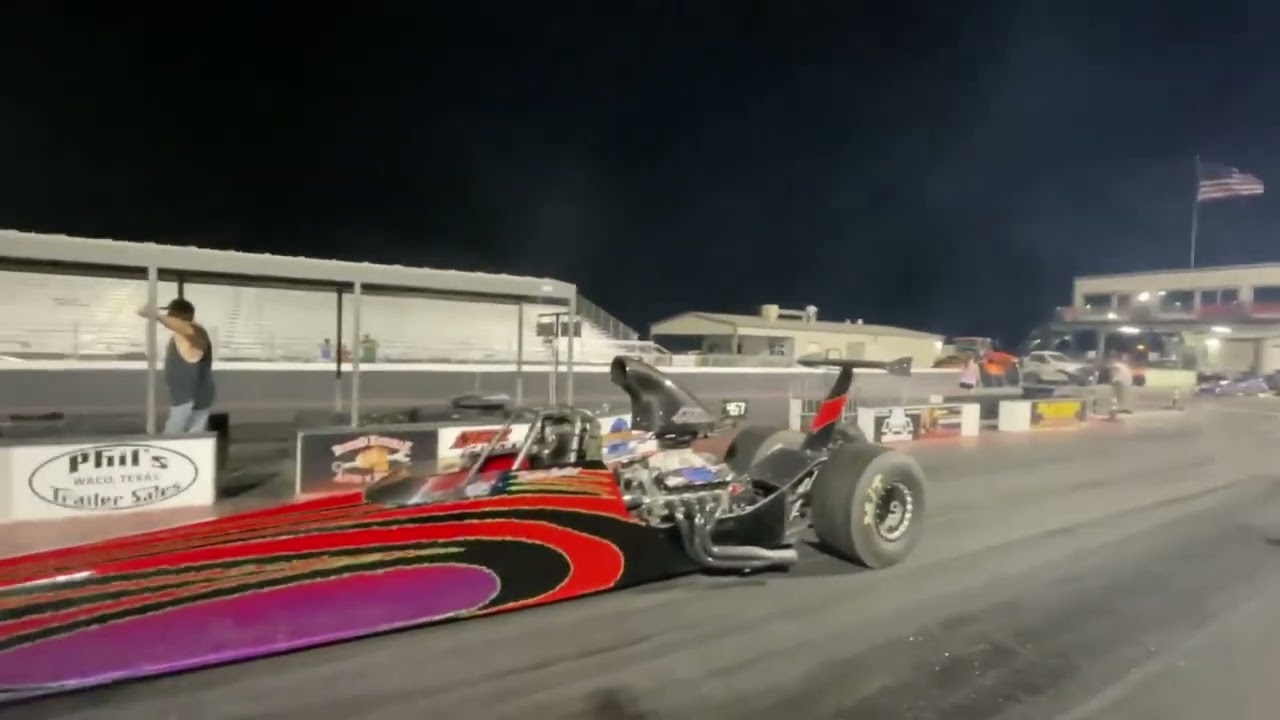 Вечер гонок по системе "брекет-рейсинг" на трассе Xtreme Raceway Park