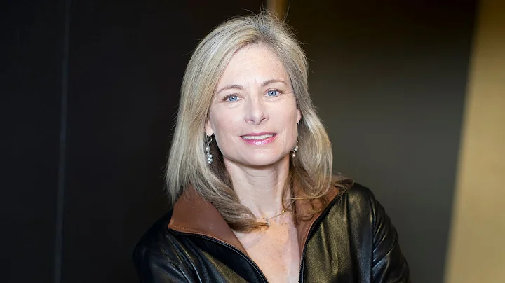 Lisa Randall on Dark Matter and the Dinosaurs | JC...