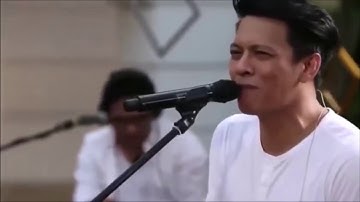 Ariel Noah Nyanyi lagu daerah Tolitoli bahasa dondo