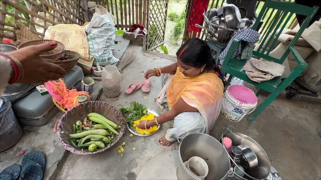 आज बहुत दिनों बाद खेत में जा रहे हैं⛈️ बारिश की वजह से कोई भी नहीं है खेतों में🌳