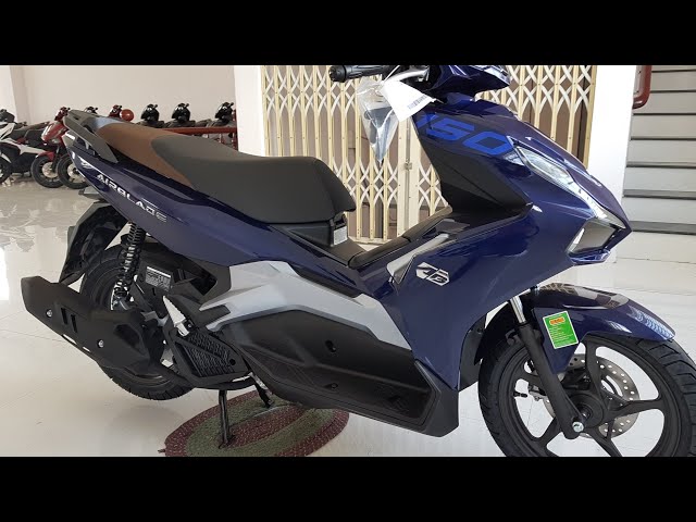 Honda AirBlade(AB) 150 phiên bản xanh bạc class=