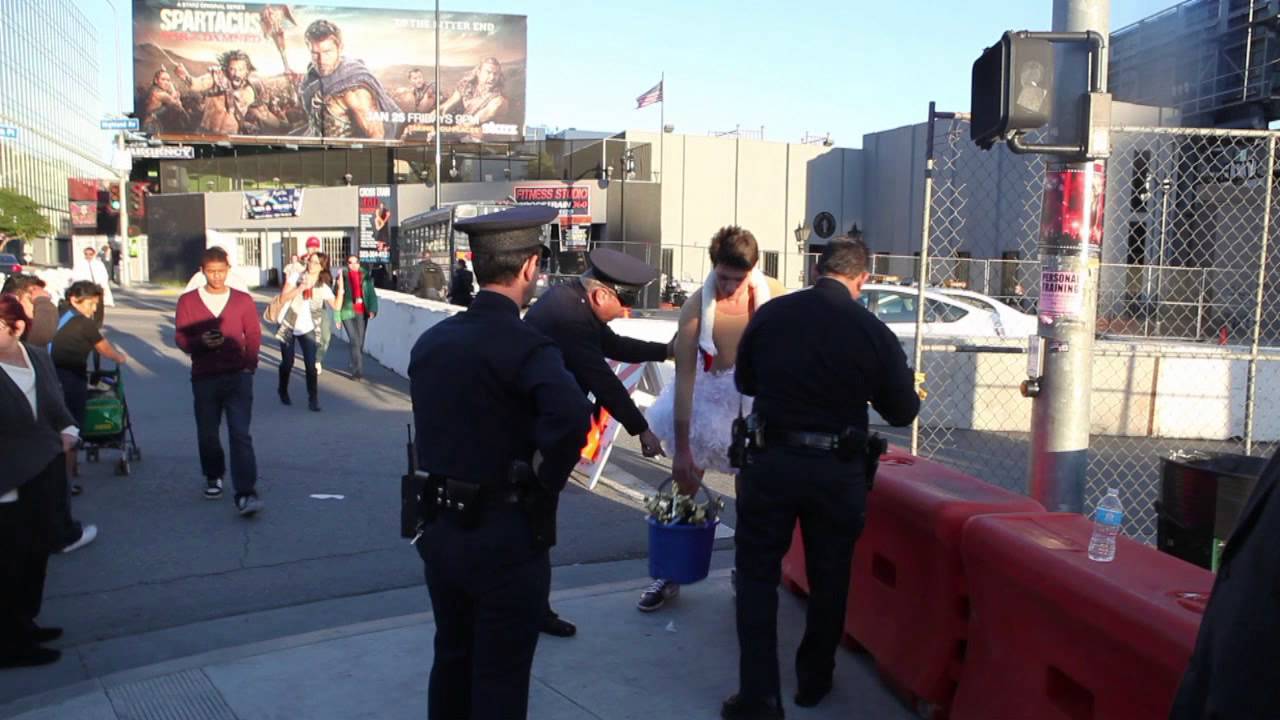 Vitalii Sediuk in Swan dress at the Oscars 2013