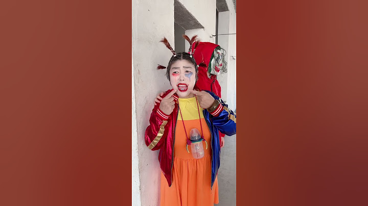 小丑女太伤心了，好不容易碰到一个救星，是个近视眼……#小丑#天使 #funny #小丑 #comedyfilms
