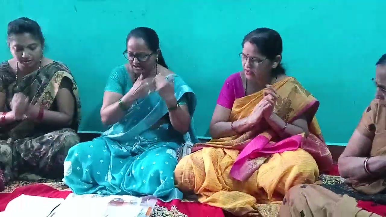 तुरु तुरु चाले उंदीर ... भजनाच्या आरंभी 