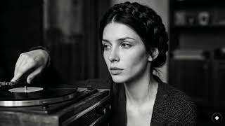 Hypatia Hughes – A Quiet Reflection // Darkwave, Post Punk