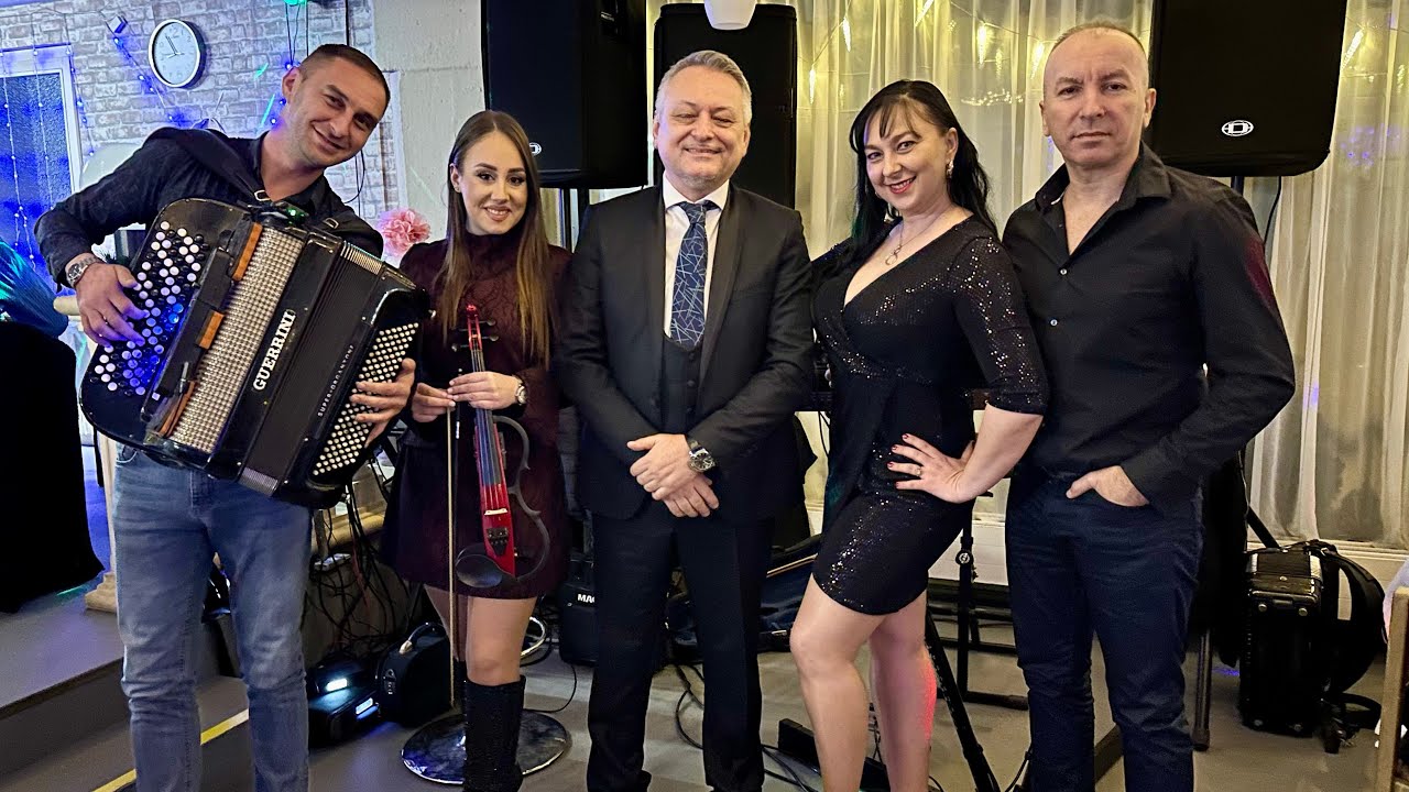 Milica Gogin & Nena Lazarevic - Srecna Nova godina 🍷 Kolo iz Arbona 🇨🇭