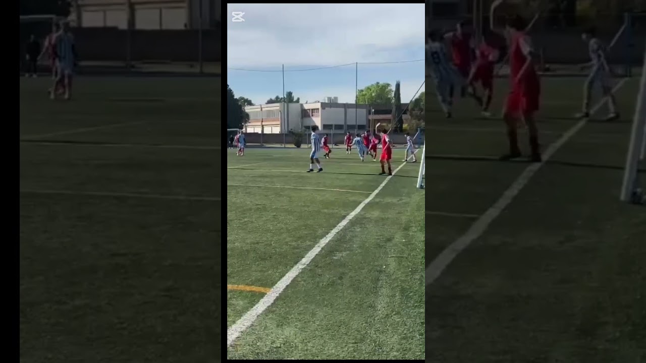 Roman Torres 2005 offensive midfielder / double five.        #2