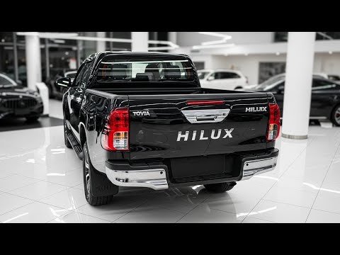 تويوتا هايلكس 2025 في الإمارات أقوى مراجعة وتجربة قيادة تفصيلية البطل الحقيقي للطرق الخليجية