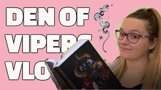 Den of Vipers Reading Vlog | SPOILERS! | What IS the knife scene!
