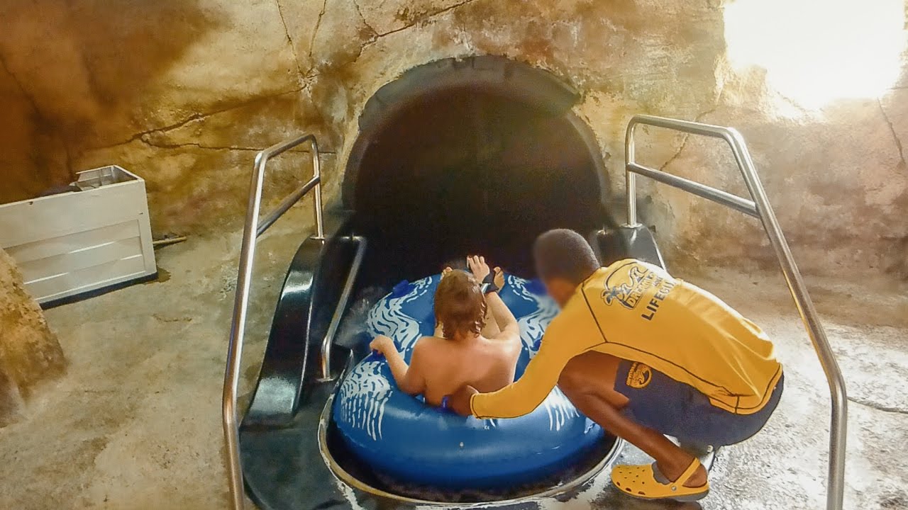 Dreamland Aqua Park - Black Hole Waterslide Onride POV