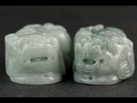 本翡翠 貔貅 44g / 縁起物 - YouTube