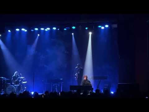 Dean Lewis Trust Me Mate 