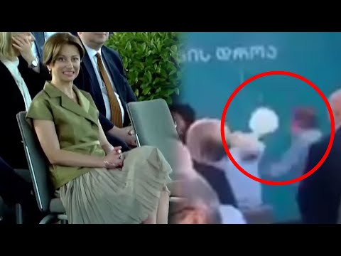 ტიკარაძის დამხმარე რობოტი პრეზენტაციაზე წაიქცა