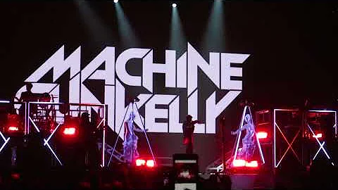 Machine Gun Kelly Bad Mother Fucker Kid Rock Duet Live Mohegan Sun 8 / 31 / 18