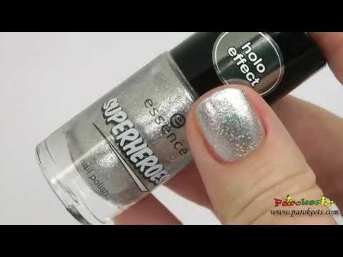 Essence Superheroes limited edition - thermo and holo nail polish in action