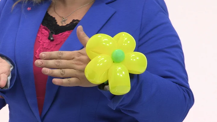 Balloon Flower Bracelet - Balloon Animals Tutorial