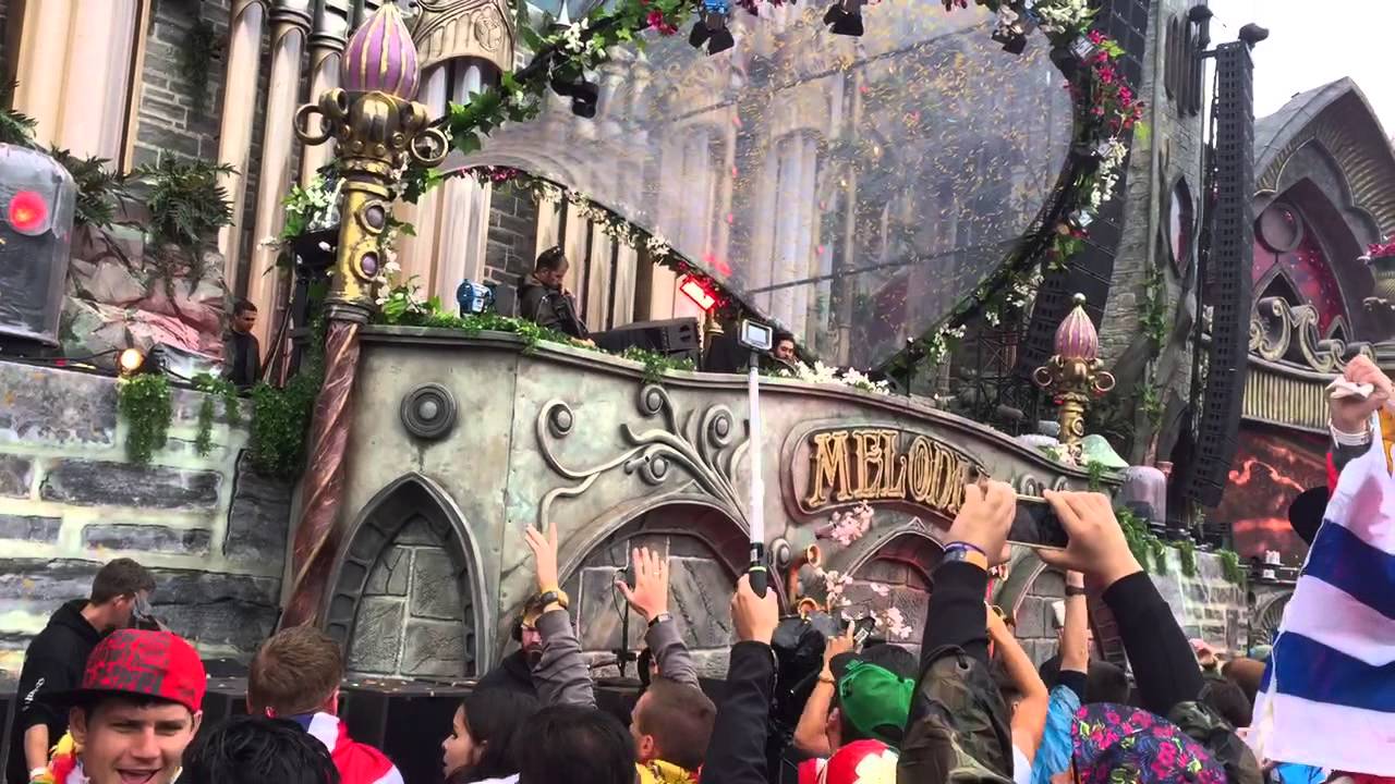 Deorro - Bounce generation (live @ Tomorrowland Main Stage)