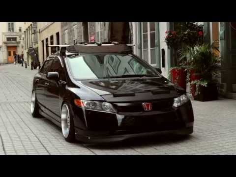 slammed-8th-gen-civic-from-quebec-city