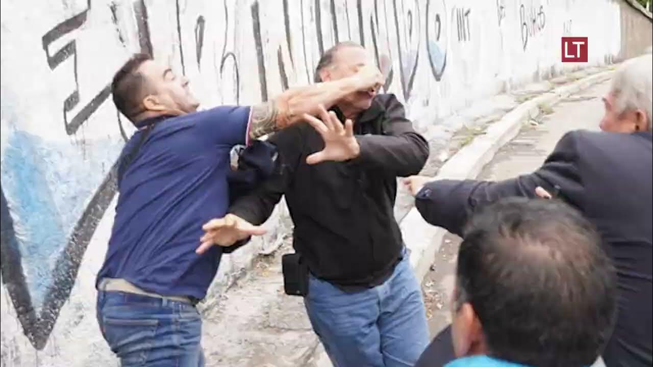 Agreden a ministro de seguridad de Buenos Aires en medio de una protesta de conductores de buses - YouTube
