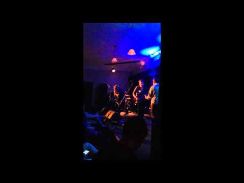 The Boutonnieres live @ Coffee & Dreadnoughts