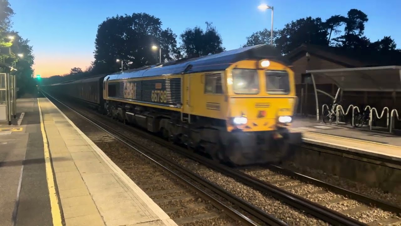 66798 6O51 Daventry Gbrf to Dollands Moor (Gbrf) @ Nutfield (Surrey) 14th September 2024.