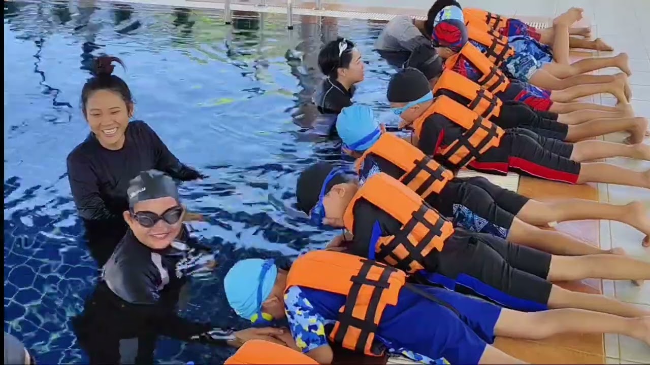 วิชาเรียนว่ายน้ำ โรงเรียนอนุบาลร่วมจิตวิเทศศึกษา