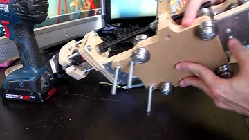 whiteant7 - Assembling the Z/Y Plate Anti-backlash nut and y-axis rails.mp4