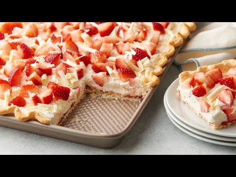 Strawberry and White Chocolate Cream Slab Pie | Pillsbury Recipe
