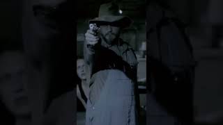 Her Kapıya Sen Koş Ölümsüz