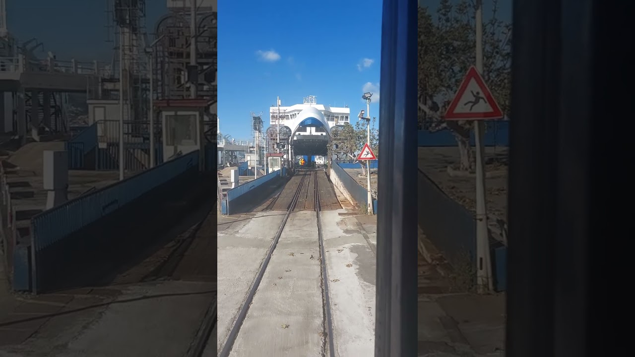 Movimentazione e imbarco ICN 1963 Milano - Siracusa a Villa San Giovanni