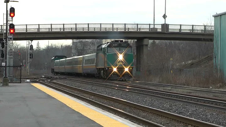 VIA Train 61 Westbound April 4, 2023