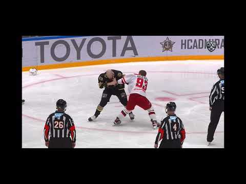 Марк Верба (Адмирал) vs. Алексей Василевский (Автомобилист) Хоккейная Драка КХЛ Hockey Fight