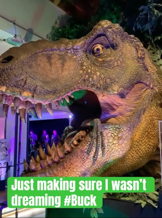 Meeting OG T.Rex animatronic from The Lost World: Jurassic Park