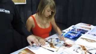 The lovely Sara Underwood signing autographs in Philly