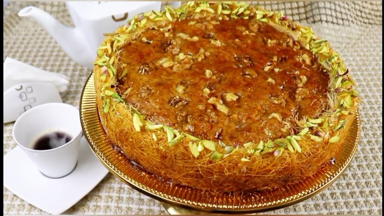 الخيال الذوقي،كيك جمع بين القرمشة والتعليكة ،وبين المطبخ الشرقي والفرنسي النتيجة مبهرة