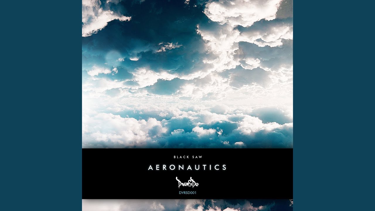 在 YouTube 上觀看「Clouds (Original Mix)」