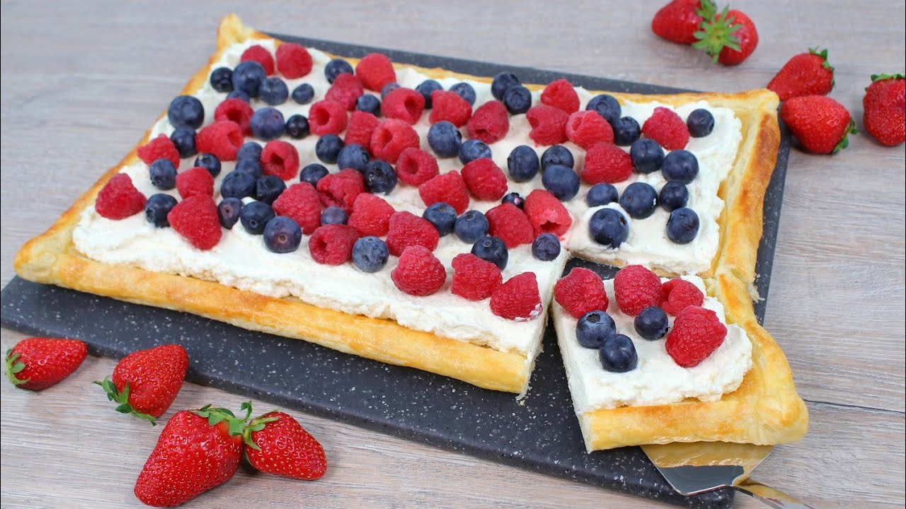 Kein Mehl? 🤔 Einfach Blätterteig-Beerenschnitten🤗