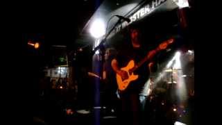 Download Lagu Saigon Kick -  Coming Home MP3